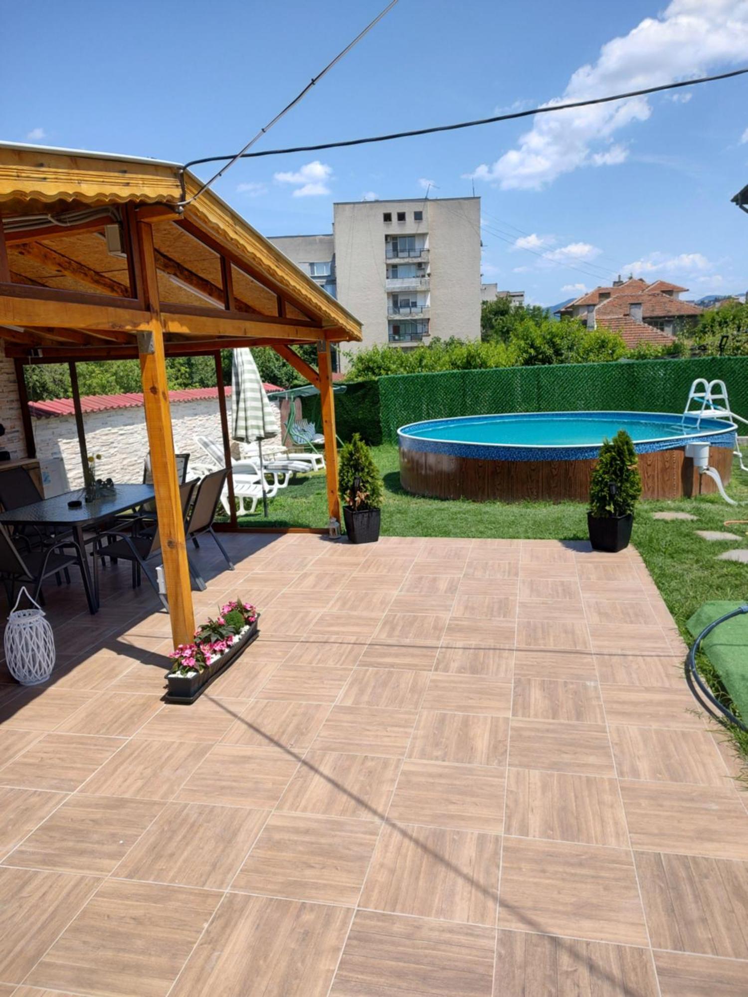 Къща Карби Kŭrdzhali Exterior photo