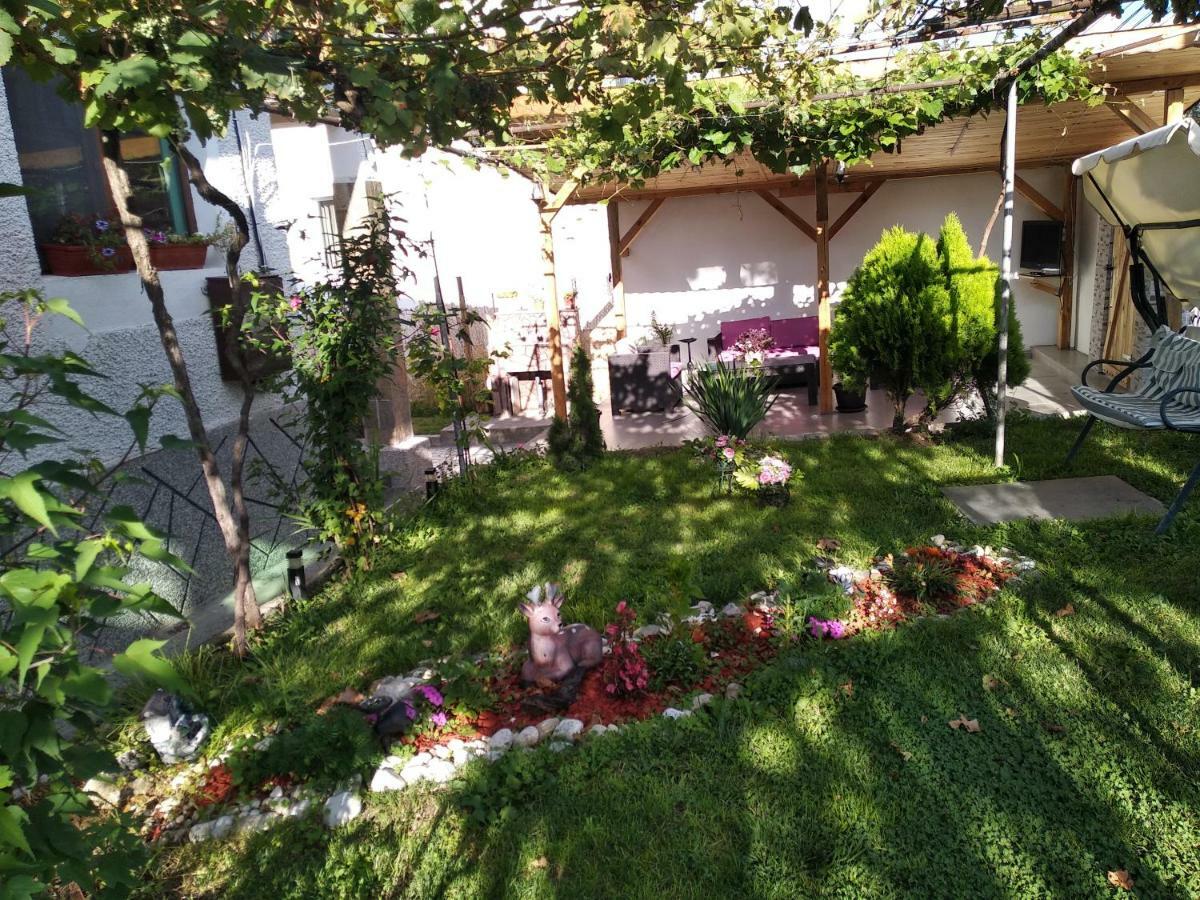 Къща Карби Kŭrdzhali Exterior photo